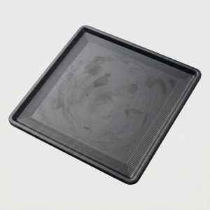 Ceramic_plate_studio_product_pho…_202608071319 Plateau carré Noire